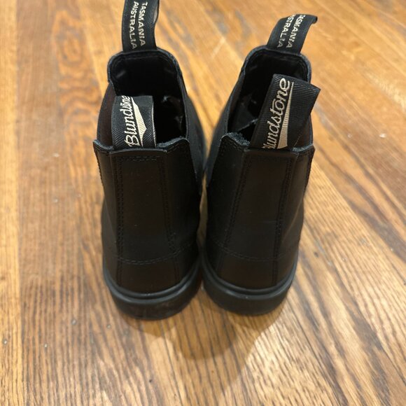 Blundstone Dress Chelsea Boots - Picture 3 of 6